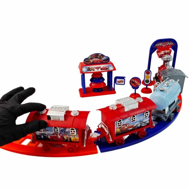 قطار مکوئین موزیکال پارس توی